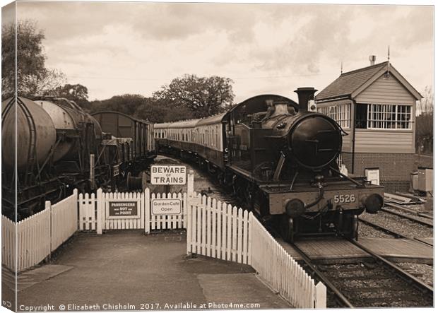 Locomotive 5526 arriving into Totnes Canvas Print by Elizabeth Chisholm