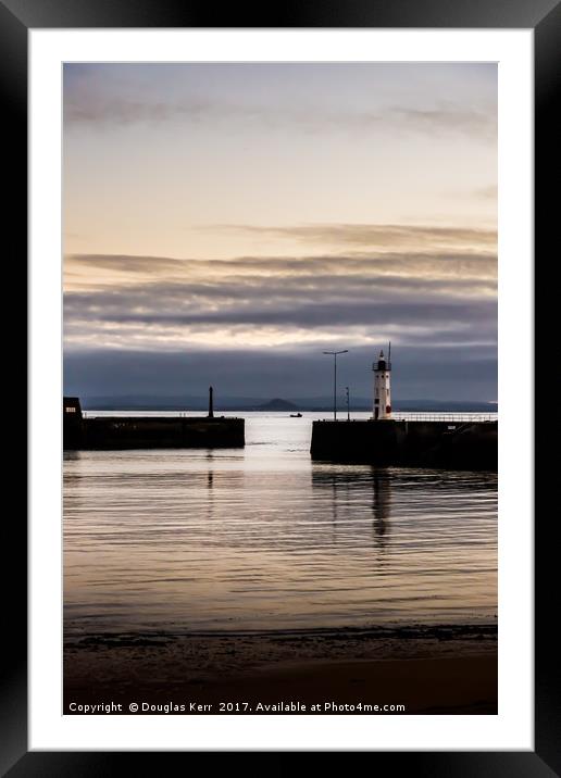 Anstruther Harbour lighthouse at sunset  Framed Mounted Print by Douglas Kerr