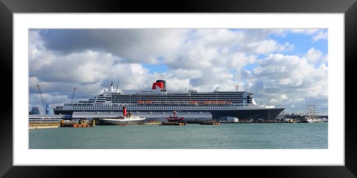     Queen Mary 2                            Framed Mounted Print by Anthony Kellaway