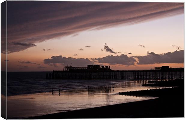 Hastings Pier - Purple Sunset Canvas Print by Dawn O'Connor