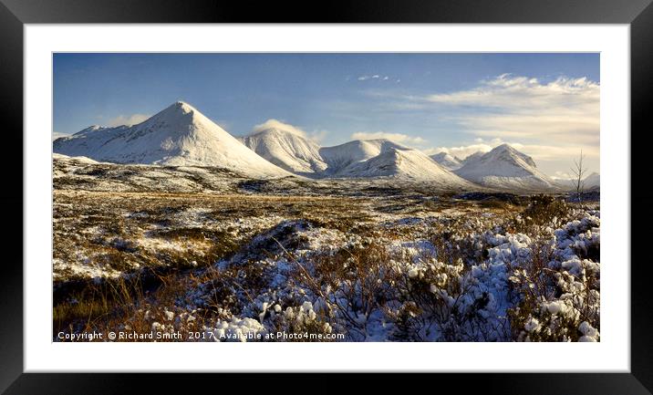   The red Cuillin of Skye with their winter cloak  Framed Mounted Print by Richard Smith