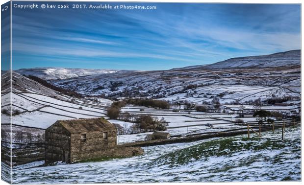 Barn view in the snow Canvas Print by kevin cook