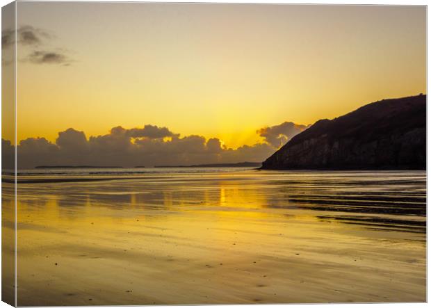 Golden Sunset at Pendine, Canvas Print by Colin Allen