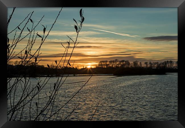 Sunset at Wilstone Reservoir Framed Print by Darren Willmin