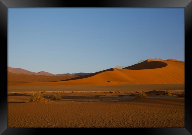 Sand dunes at Sossusvlei, Namibia Framed Print by Hazel Wright