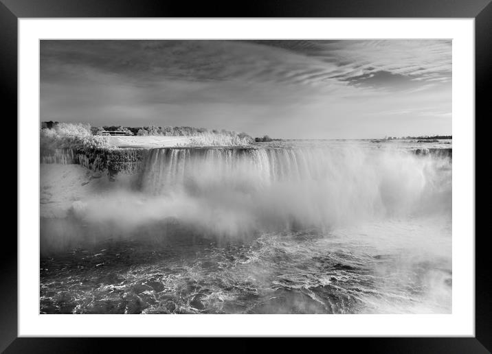 Niagara Falls, Toronto in black and white Framed Mounted Print by Chris Warham
