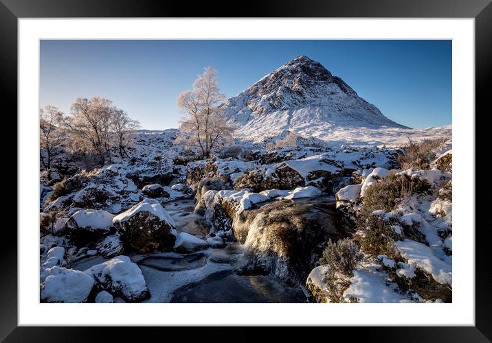 Buachaille in winter Framed Mounted Print by Sam Smith