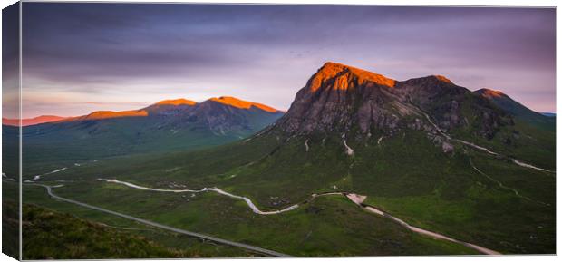 Buchaille Etive Mor on a summer evening Canvas Print by George Robertson