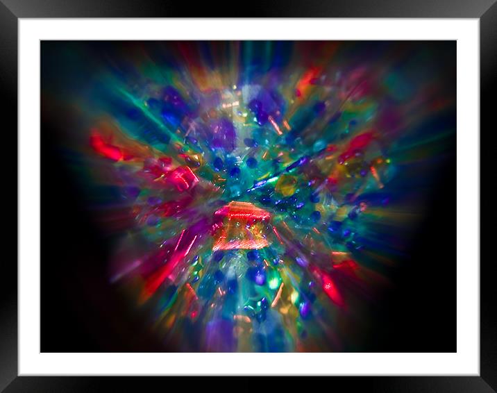 kaleidoscopic zoomism Framed Mounted Print by chief rocka