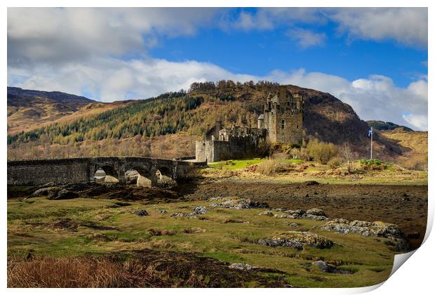 Eilean Donan Castle  Print by chris smith