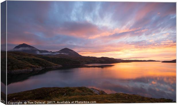 Loch Cairnbawns sunset Canvas Print by Tom Dolezal