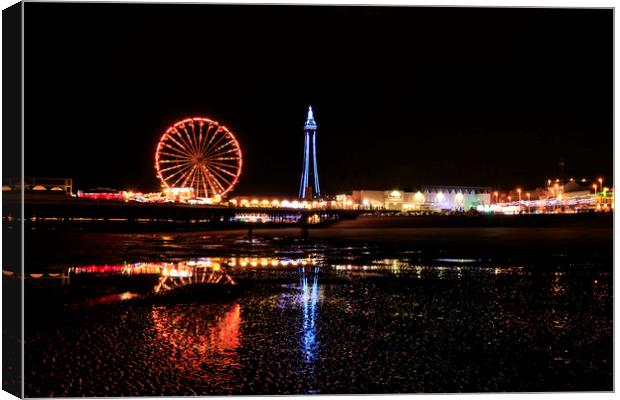 Blackpool tower at night Canvas Print by chris smith