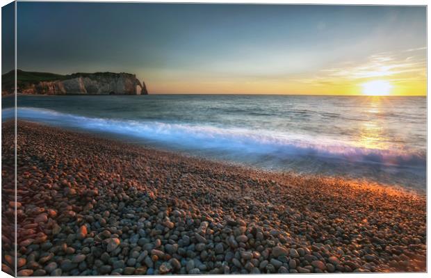 Sunset at Etretat beach Canvas Print by Leighton Collins