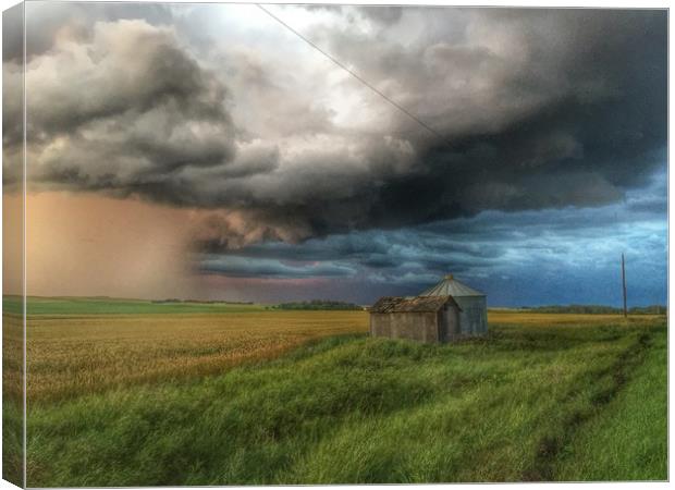 Storm Approaching Canvas Print by Scott Simpson