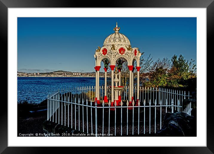 Newport on Tay drinking water fountain. #1 Framed Mounted Print by Richard Smith