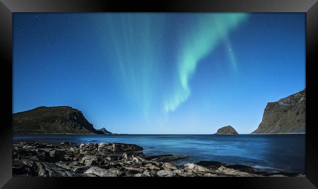 Aurora Borealis in Lofoten. Framed Print by Travelling Photographer