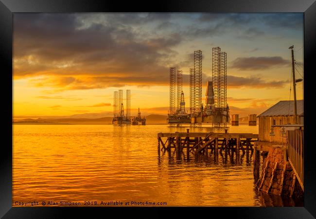 Cromarty Harbour Sunset Framed Print by Alan Simpson