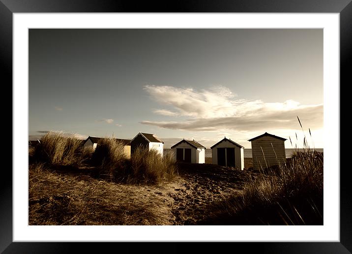 Beach huts at Southwold Framed Mounted Print by Simon Wrigglesworth
