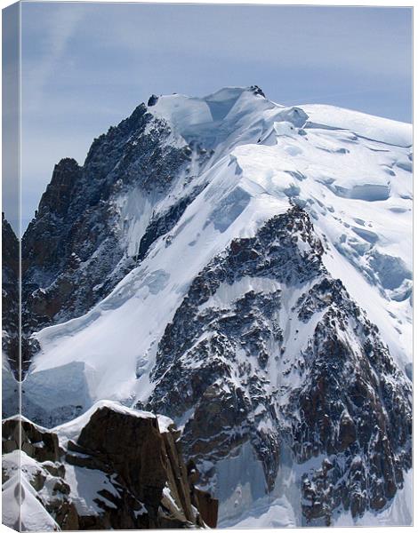 Mont Blanc, France, highest mountain in Europe Canvas Print by Linda More