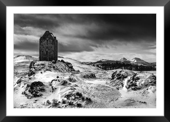 Smailholm Tower and The Eildon Hills Framed Mounted Print by Gavin Liddle