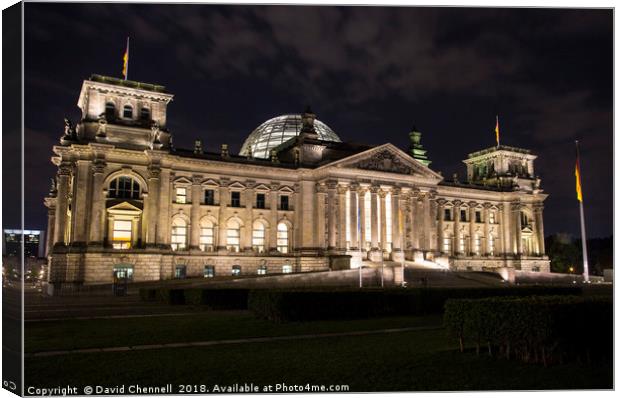 Reichstag German Parliament  Canvas Print by David Chennell