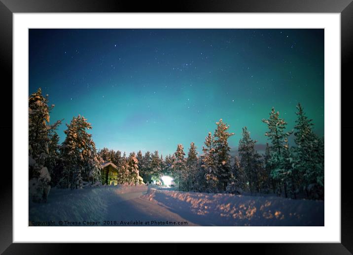 A wooden cabin under the Aurora Borealis  Framed Mounted Print by Teresa Cooper
