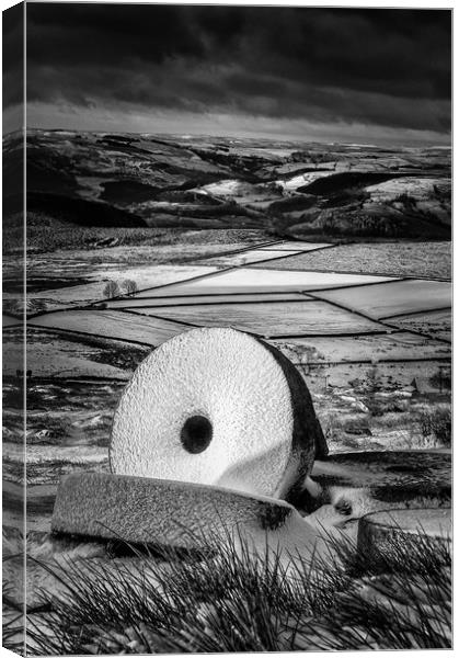 Stanage Edge Millstones #4 Canvas Print by Paul Andrews