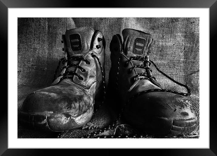 Das Boots Framed Mounted Print by Paul Want
