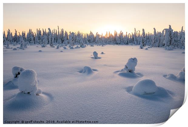 Finnished, the end of the day in Lapland Print by geoff shoults