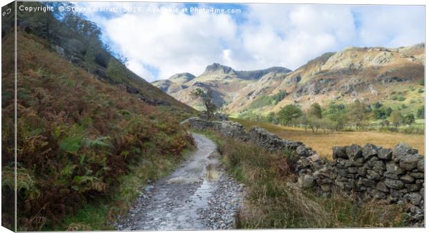 Langdale Pikes from the Cumbrian Way, Lake Distric Canvas Print by Steven Garratt