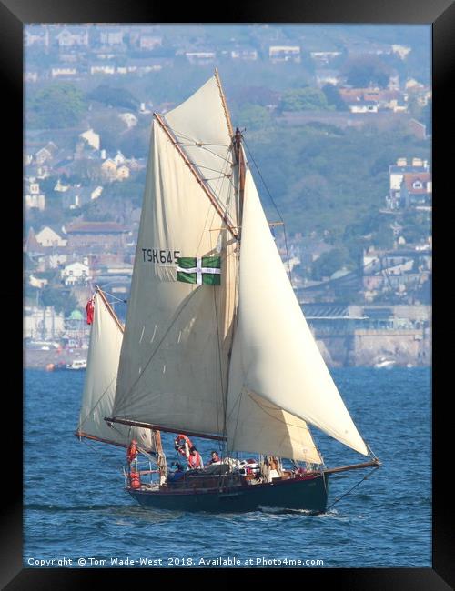 Moosk sailing past Torquay Framed Print by Tom Wade-West