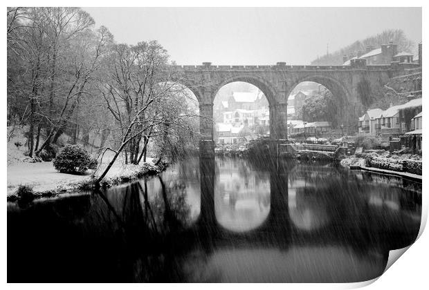 Knaresborough Viaduct with snow Print by mike morley