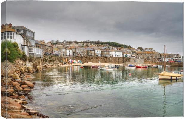 Mousehole cornwall                  Canvas Print by chris smith