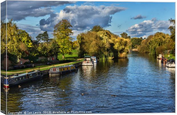 The River Thames at Wallingford Canvas Print by Ian Lewis