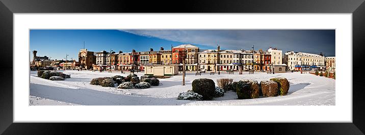 Great Yarmouth in the Snow Framed Mounted Print by Stephen Mole