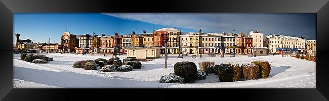 Great Yarmouth in the Snow Framed Print by Stephen Mole