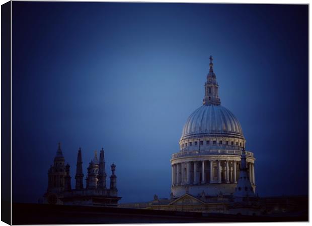 St Pauls Cathedral                                 Canvas Print by Victor Burnside