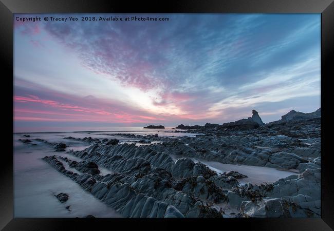 Hartland Quay Sunset. Framed Print by Tracey Yeo