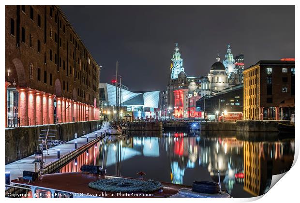 The Albert dock in Liverpool Print by Kevin Elias