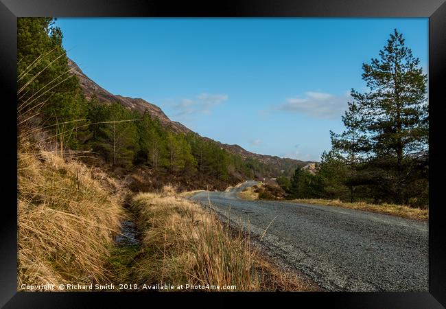 The road to Kylerhea a. Framed Print by Richard Smith