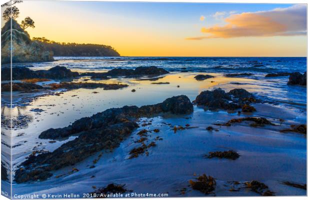 Dawn, Barlings Beach Canvas Print by Kevin Hellon