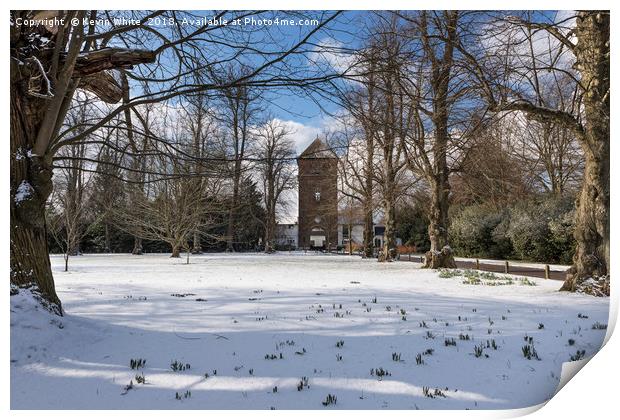 Polesden Lacey in the snow Print by Kevin White