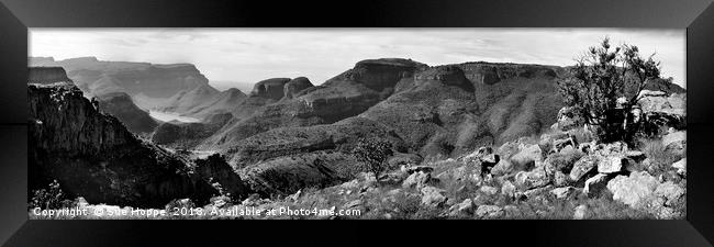 Blyde River Canyon monochrome Framed Print by Sue Hoppe