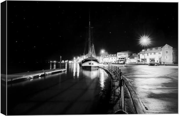 Night time at Wells-next-the-Sea  Canvas Print by Gary Pearson