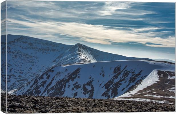 On the path to Helvellyn, The Lake district Canvas Print by Dan Ward