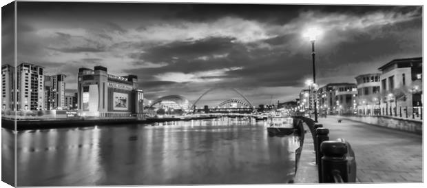 Rive Tyne at Night Canvas Print by Naylor's Photography