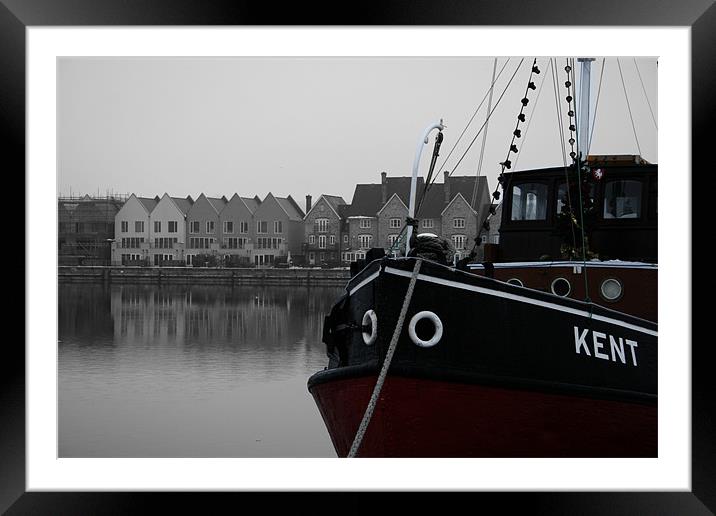 Tug boat Framed Mounted Print by Doug McRae