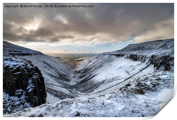 High Cup Nick in Winter, Cumbria Print by David Forster