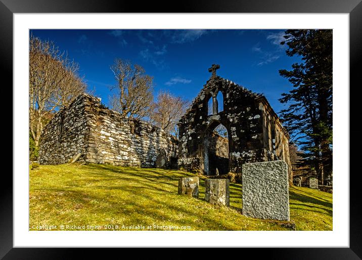 St Maol-luag's Chapel, Isle of Raasay Framed Mounted Print by Richard Smith