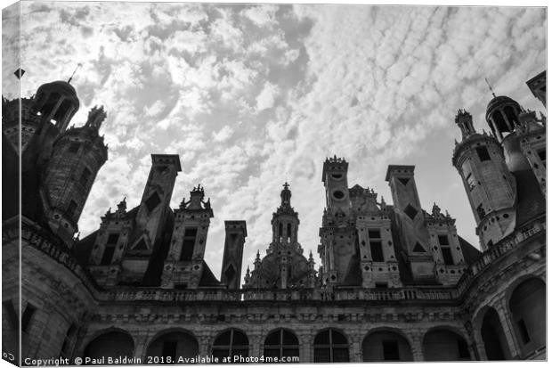 Chateau de Chambord in black and white Canvas Print by Paul Baldwin